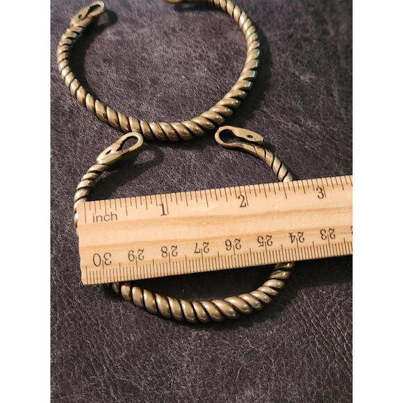 Snake Bangle - Picture 3 of 5